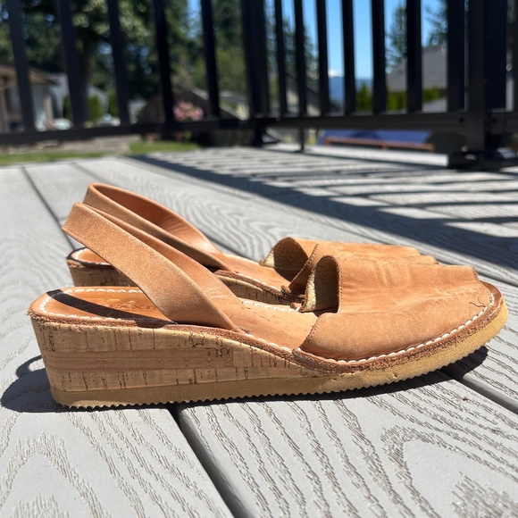 calixini Shoes - Calaxini Verano Slide Women's 9 Beige Taupe Nubuck Peep Toe Slingback Flat Shoe